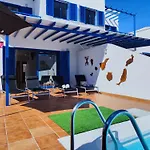 Valperal, Piscina Climatizada Aire Acondicionado Posicion Estrategica!! * Playa Blanca