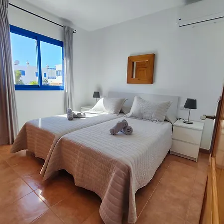 Valperal, Piscina Climatizada Aire Acondicionado Posicion Estrategica!! Dom wakacyjny *