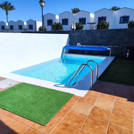 Valperal, Piscina Climatizada Aire Acondicionado Posicion Estrategica!! Dom wakacyjny *