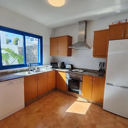 Valperal, Piscina Climatizada Aire Acondicionado Posición Estratégica!! Hébergement de vacances *