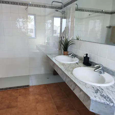 Hébergement de vacances Valperal, Piscina Climatizada Aire Acondicionado Posición Estratégica!! Playa Blanca (Lanzarote)