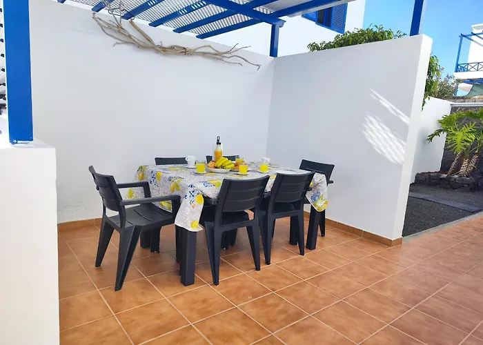 Valperal, Piscina Climatizada Aire Acondicionado Posicion Estrategica!! Nyaraló