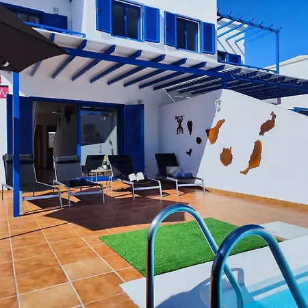 Valperal, Piscina Climatizada Aire Acondicionado Posición Estratégica!! * Playa Blanca (Lanzarote)