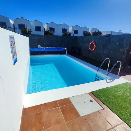 Valperal, Piscina Climatizada Aire Acondicionado Posición Estratégica!! Casa de Férias Playa Blanca (Lanzarote)