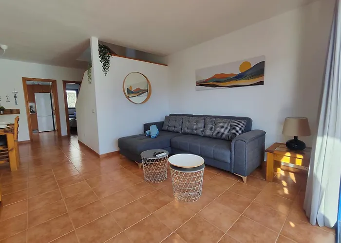 Semesterbostad Valperal, Piscina Climatizada Aire Acondicionado Posicion Estrategica!! Playa Blanca (Lanzarote)