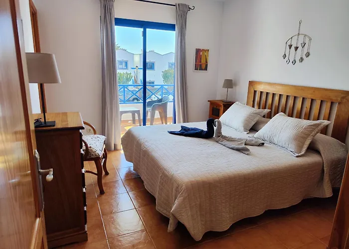 Semesterbostad Valperal, Piscina Climatizada Aire Acondicionado Posicion Estrategica!! Playa Blanca (Lanzarote)